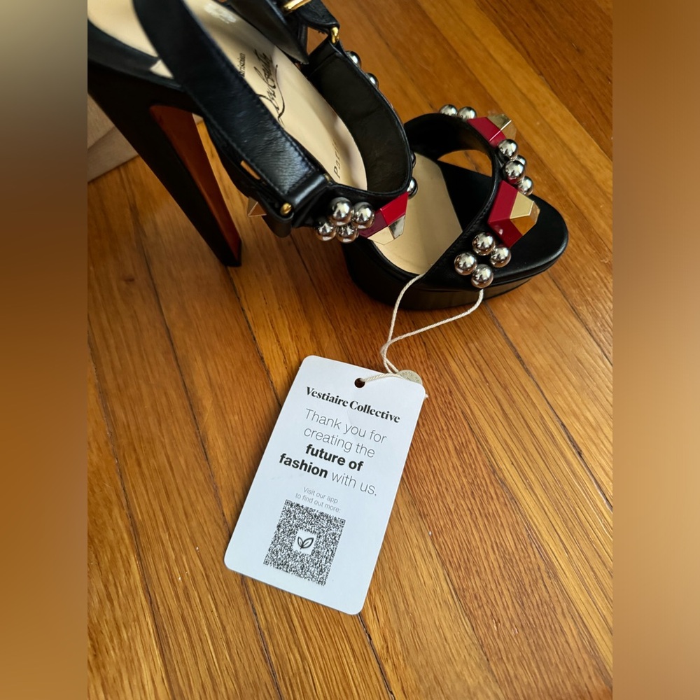 - nicol is back 85 crepe satin-louboutin heels 37.5 - Picture 2 of 15
